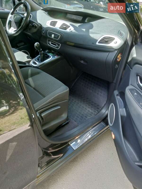 Минивэн Renault Grand Scenic 2009 в Полтаве