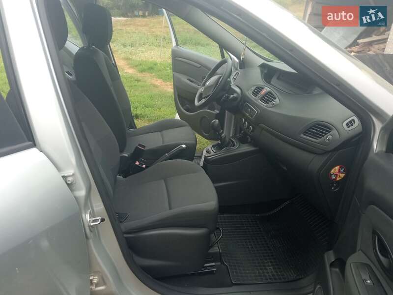 Минивэн Renault Grand Scenic 2010 в Белогорье