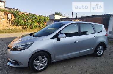 Renault Grand Scenic 2012