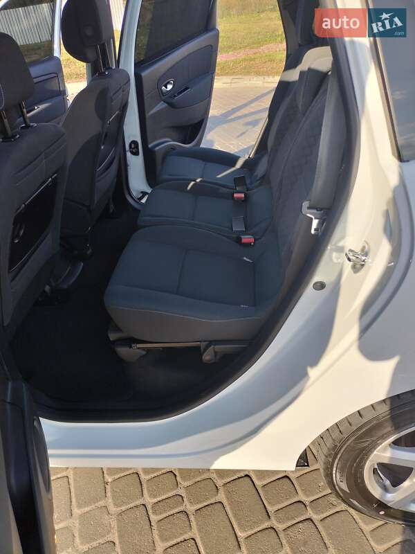 Минивэн Renault Grand Scenic 2010 в Полтаве фото 5 Минивэн Renault Grand Scenic 2010 в Полтаве