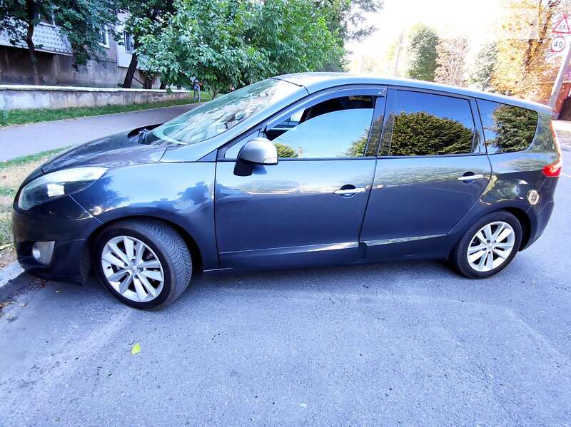 Renault Grand Scenic 2010