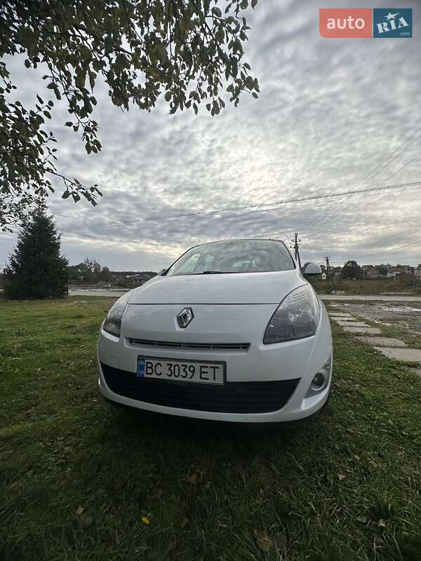 Мінівен Renault Grand Scenic 2010 в Львові