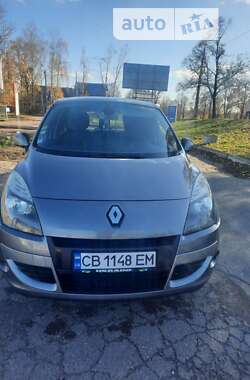 Renault Grand Scenic 2011