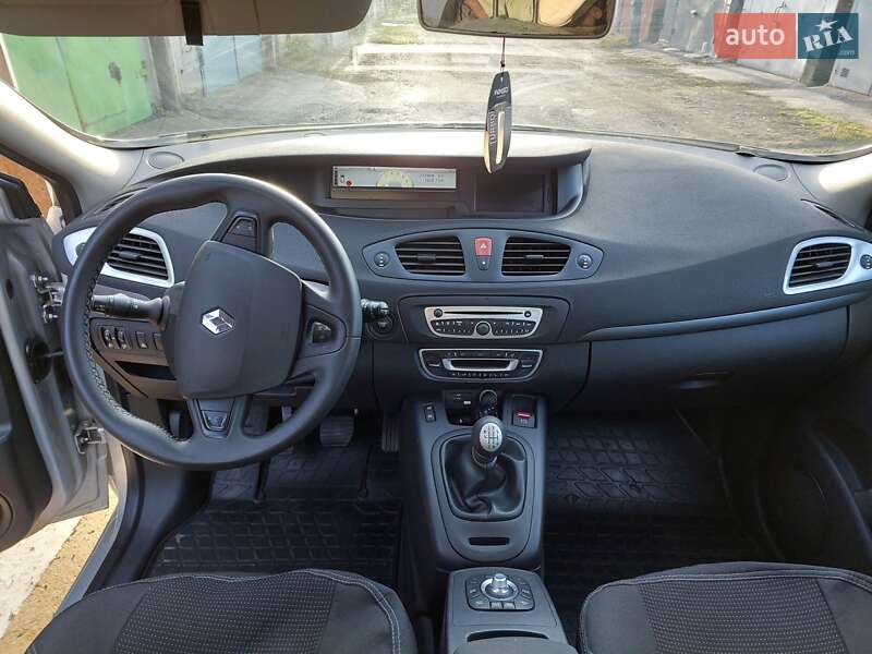 Минивэн Renault Grand Scenic 2009 в Кременчуге