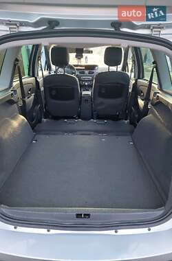 Минивэн Renault Grand Scenic 2009 в 