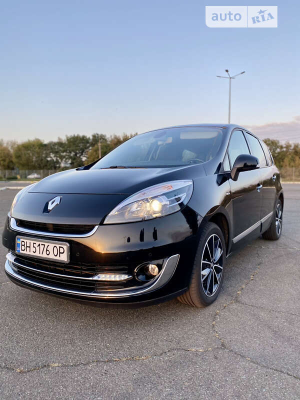 Мінівен Renault Grand Scenic 2013 в Софіївській Борщагівці