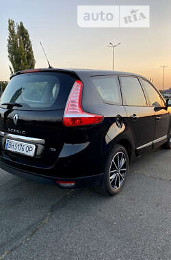 Минивэн Renault Grand Scenic 2013 в Софиевской Борщаговке