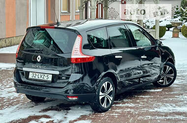 Минивэн Renault Grand Scenic 2011 в 