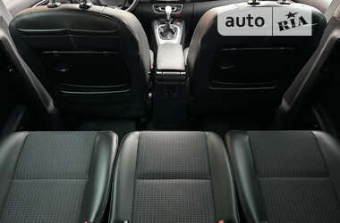 Минивэн Renault Grand Scenic 2011 в 
