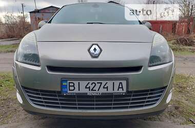 Минивэн Renault Grand Scenic 2010 в Кременчуге