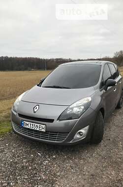 Renault Grand Scenic 2011