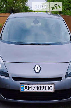 Renault Grand Scenic 2011