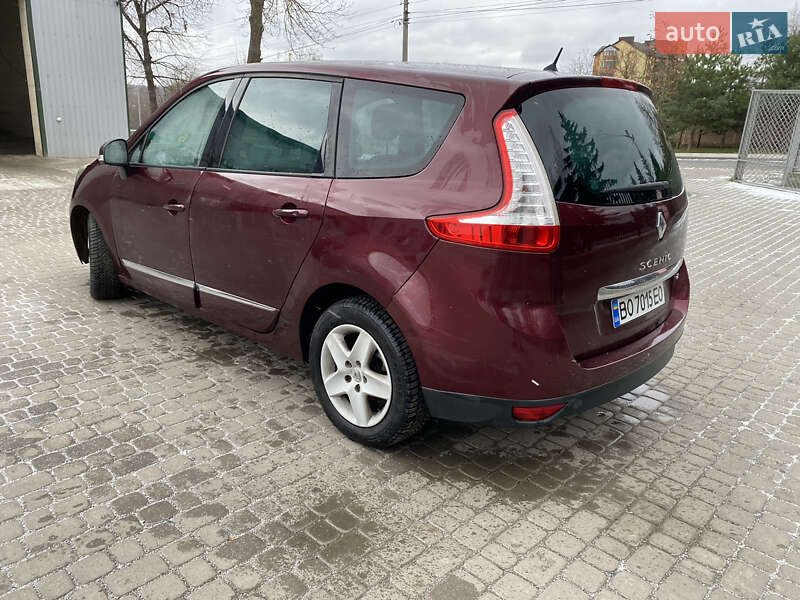 Мінівен Renault Grand Scenic 2015 в Чорткові