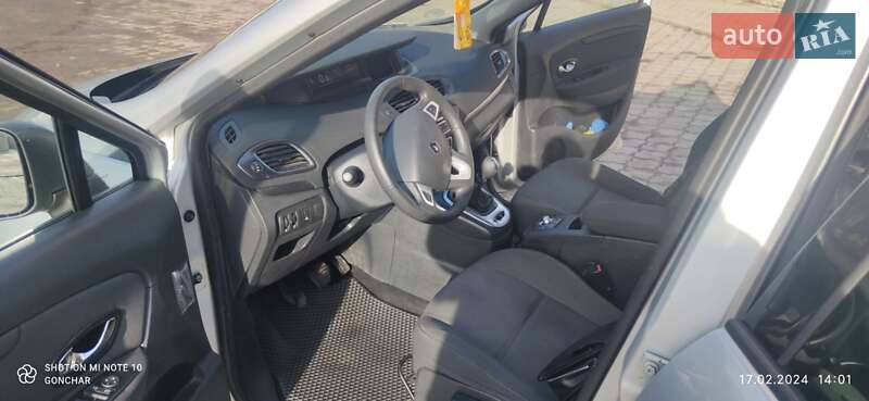 Мінівен Renault Grand Scenic 2011 в Тростянці