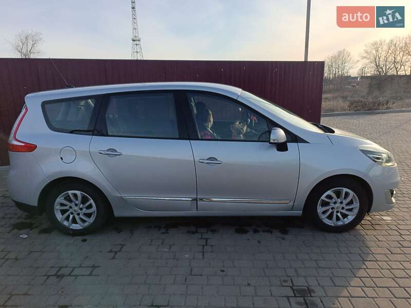 Мінівен Renault Grand Scenic 2012 в Вітовському районі фото 2 Мінівен Renault Grand Scenic 2012 в Вітовському районі