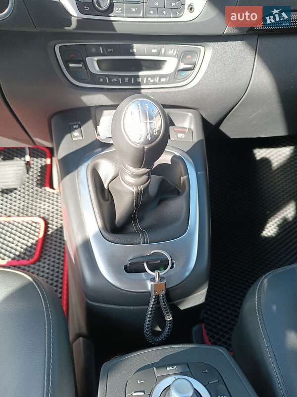 Мінівен Renault Grand Scenic 2012 в Вітовському районі фото 13 Мінівен Renault Grand Scenic 2012 в Вітовському районі