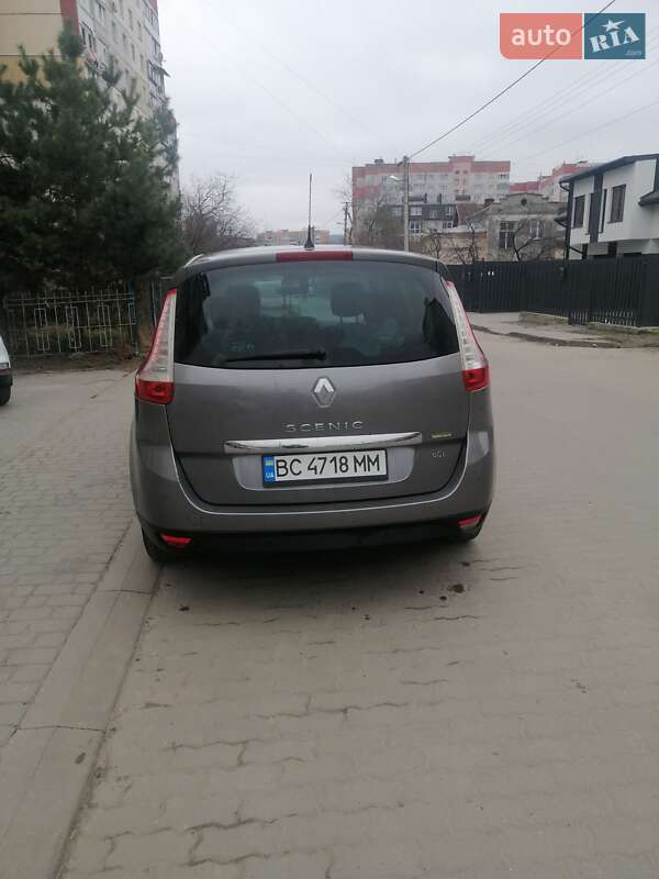 Минивэн Renault Grand Scenic 2015 в Львове