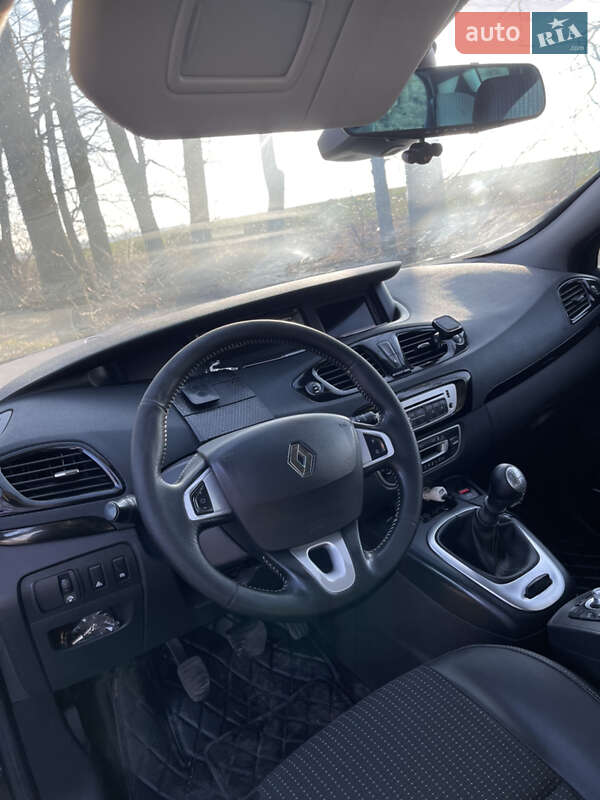 Минивэн Renault Grand Scenic 2013 в Здолбунове