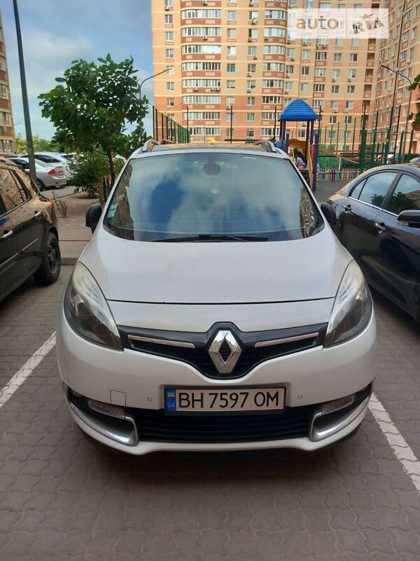 Renault Grand Scenic 2014