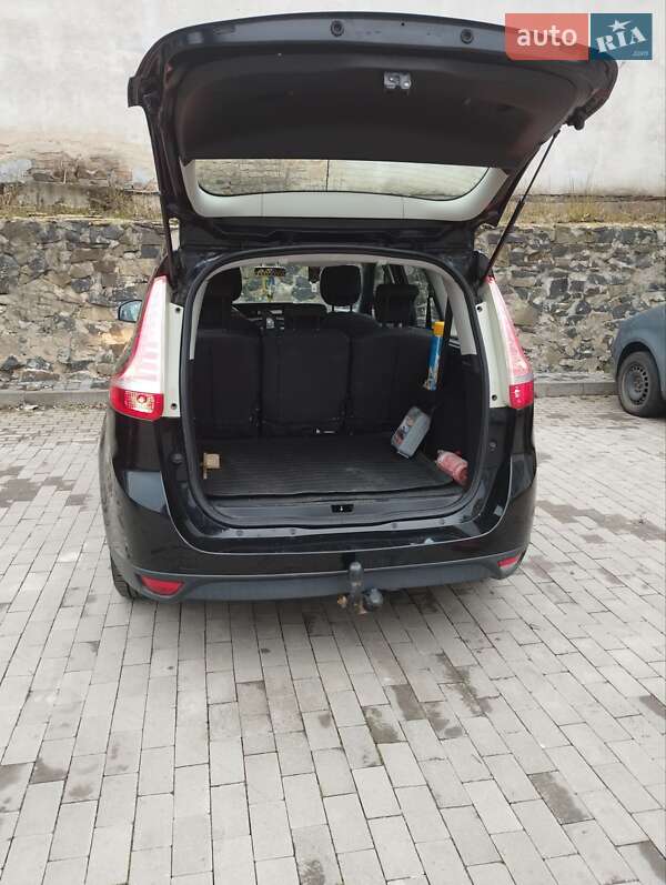 Минивэн Renault Grand Scenic 2011 в Ровно