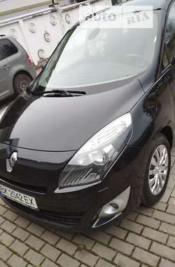 Renault Grand Scenic 2011