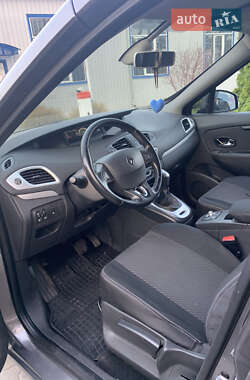 Минивэн Renault Grand Scenic 2014 в 