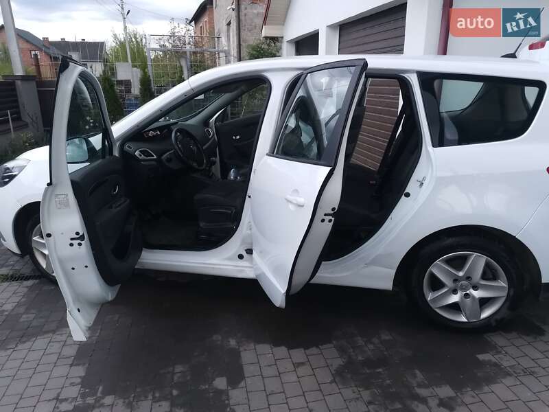 Мінівен Renault Grand Scenic 2014 в Городку