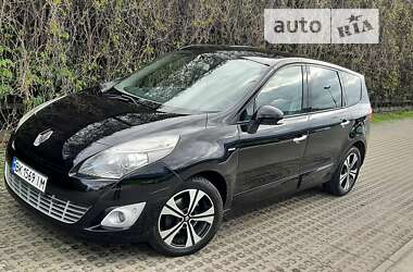 Минивэн Renault Grand Scenic 2011 в Киеве