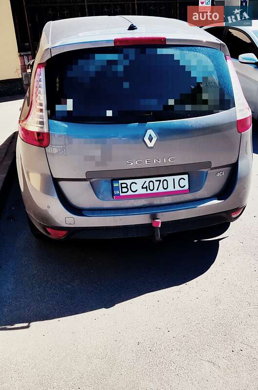 Минивэн Renault Grand Scenic 2015 в Ивано-Франковске