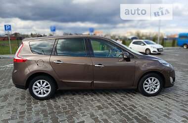 Renault Grand Scenic 2010