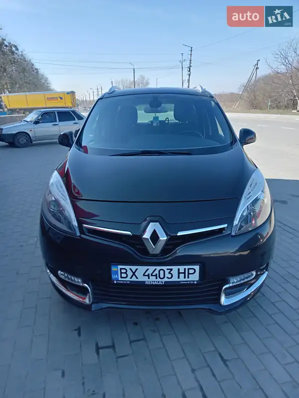 Renault Grand Scenic 2015