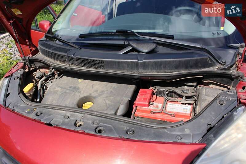 Мінівен Renault Grand Scenic 2006 в Сумах