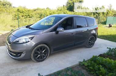 Renault Grand Scenic 2012 Renault Grand Scenic 2012