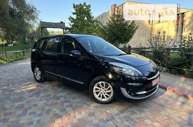 Renault Grand Scenic 2012