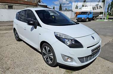 Renault Grand Scenic 2011