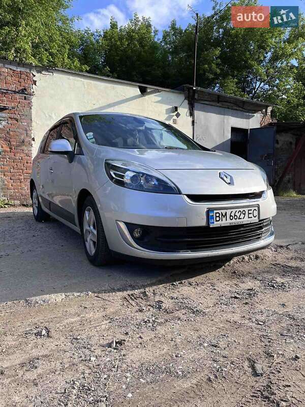 Мінівен Renault Grand Scenic 2012 в Охтирці