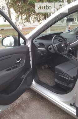 Мінівен Renault Grand Scenic 2013 в 