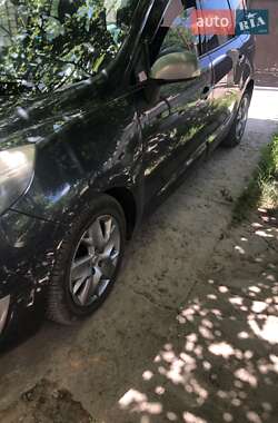 Минивэн Renault Grand Scenic 2012 в 