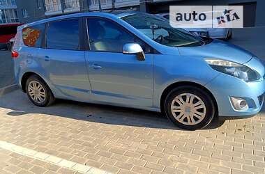 Renault Grand Scenic 2011