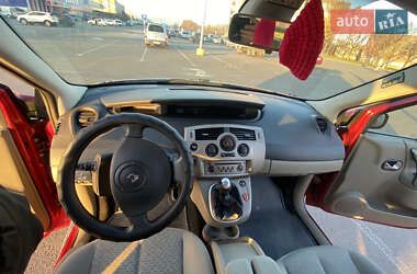Минивэн Renault Grand Scenic 2006 в 