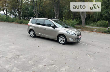 Мінівен Renault Grand Scenic 2011 в Луцьку