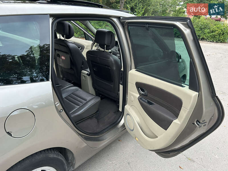 Минивэн Renault Grand Scenic 2011 в Луцке