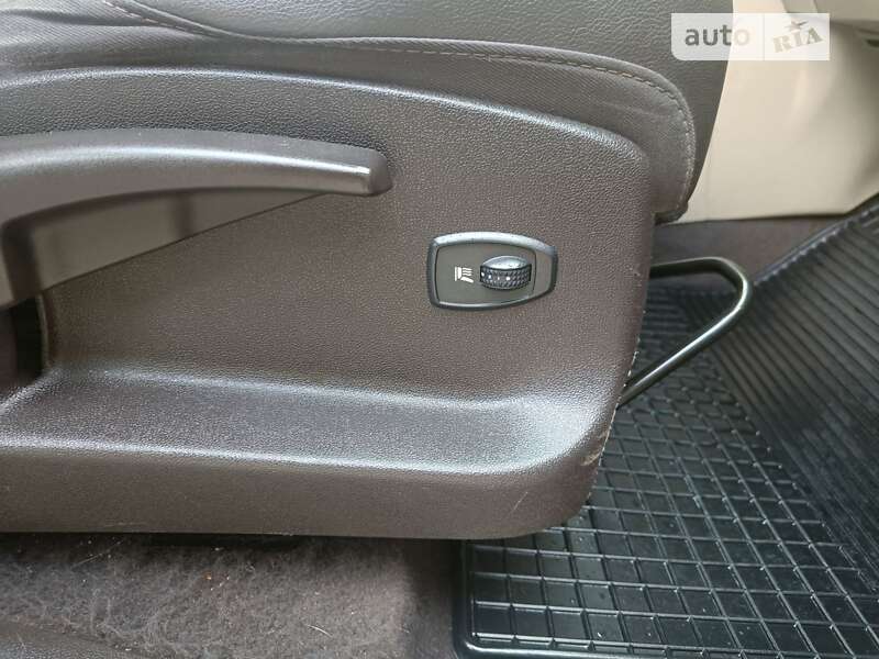Мінівен Renault Grand Scenic 2011 в Луцьку