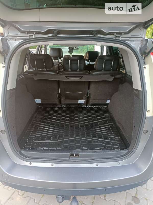 Мінівен Renault Grand Scenic 2011 в Луцьку