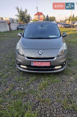 Renault Grand Scenic 2012