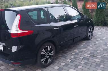 Renault Grand Scenic 2011