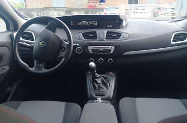 Минивэн Renault Grand Scenic 2013 в Бориславе