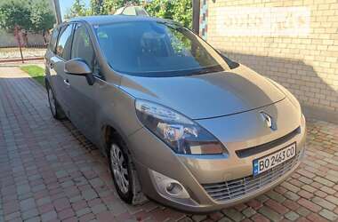 Минивэн Renault Grand Scenic 2010 в Борщеве