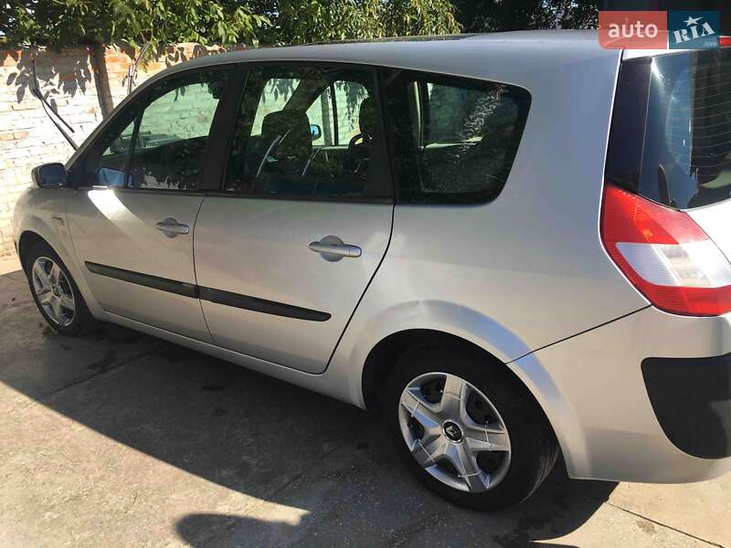 Минивэн Renault Grand Scenic 2006 в Хмельнике