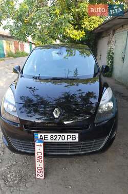 Минивэн Renault Grand Scenic 2011 в Кривом Роге